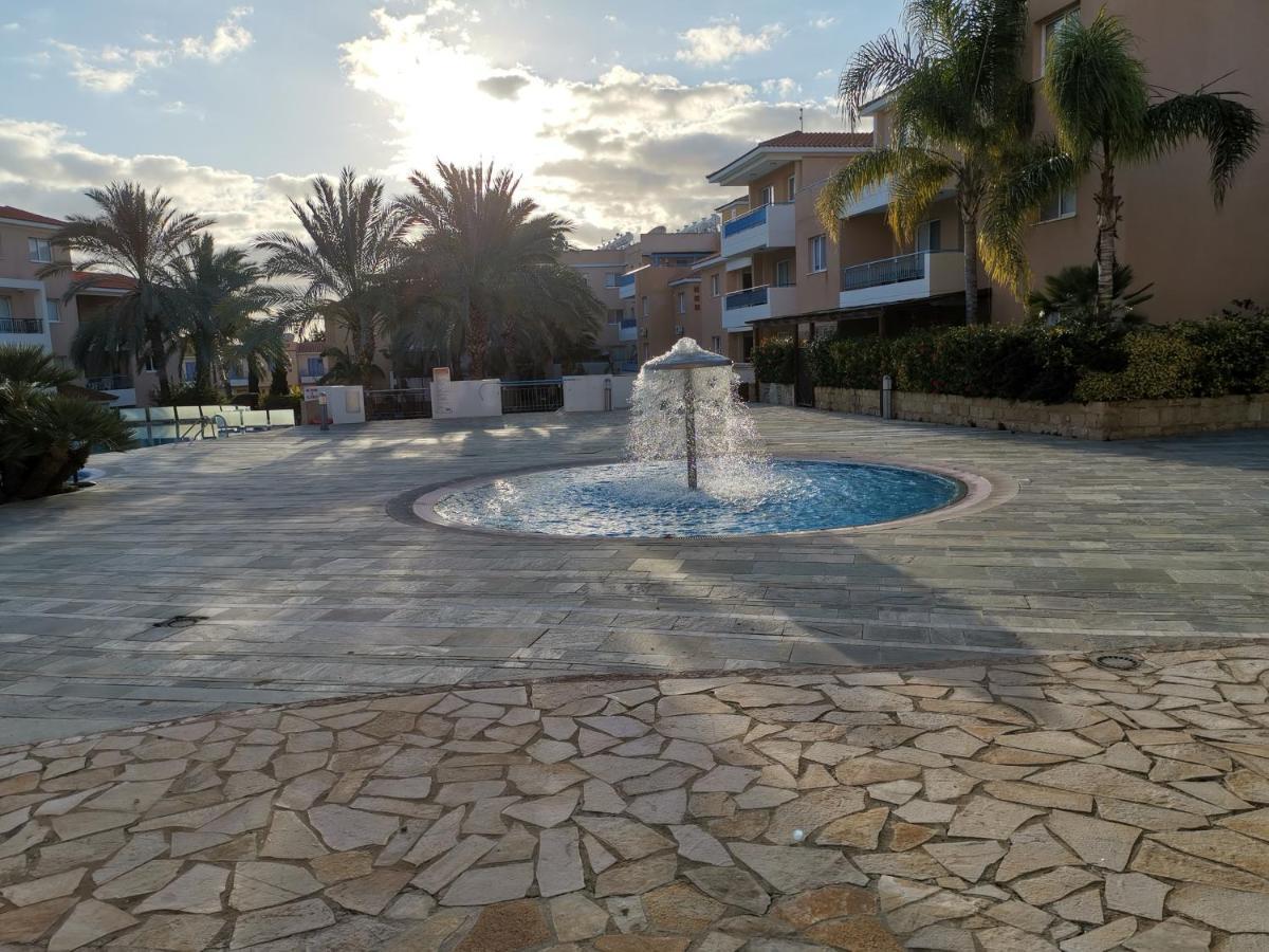 Iris Village, Near Kings Avenue Mall - By Imh Travel & Tours Pafos Zewnętrze zdjęcie