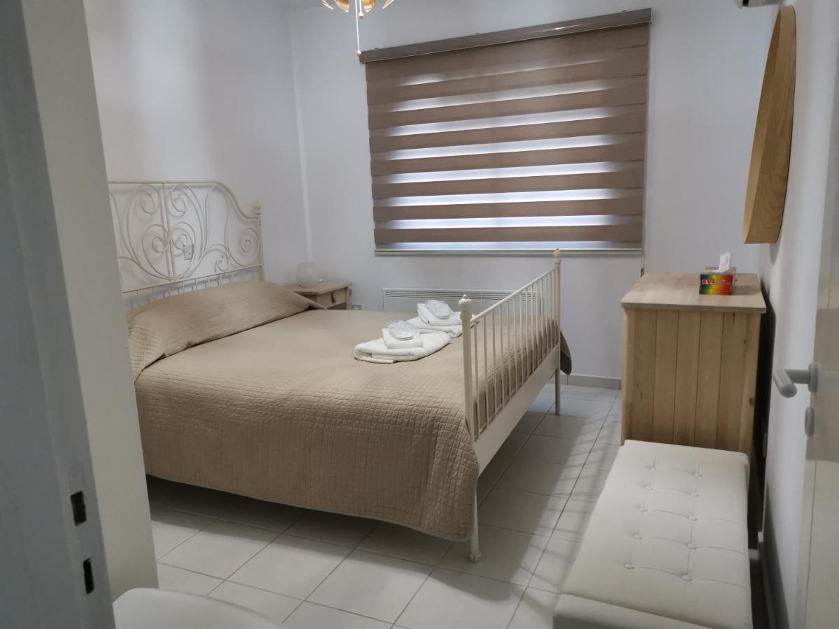 Iris Village, Near Kings Avenue Mall - By Imh Travel & Tours Pafos Zewnętrze zdjęcie