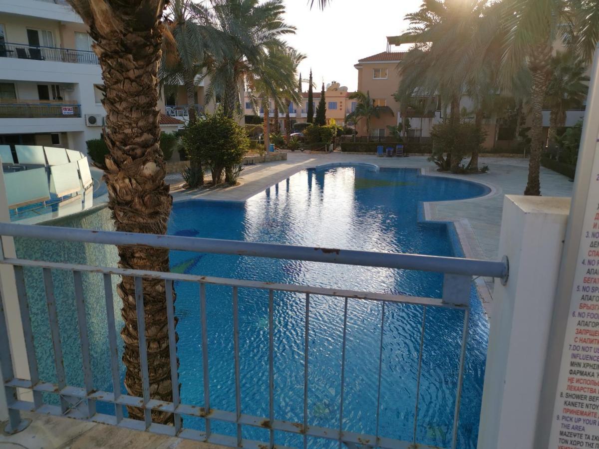 Iris Village, Near Kings Avenue Mall - By Imh Travel & Tours Pafos Zewnętrze zdjęcie