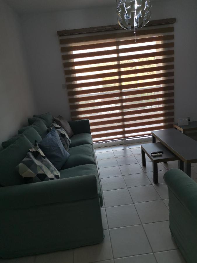 Iris Village, Near Kings Avenue Mall - By Imh Travel & Tours Pafos Zewnętrze zdjęcie