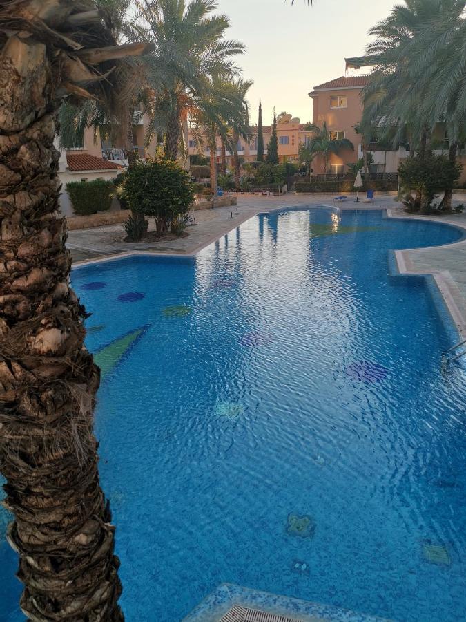 Iris Village, Near Kings Avenue Mall - By Imh Travel & Tours Pafos Zewnętrze zdjęcie