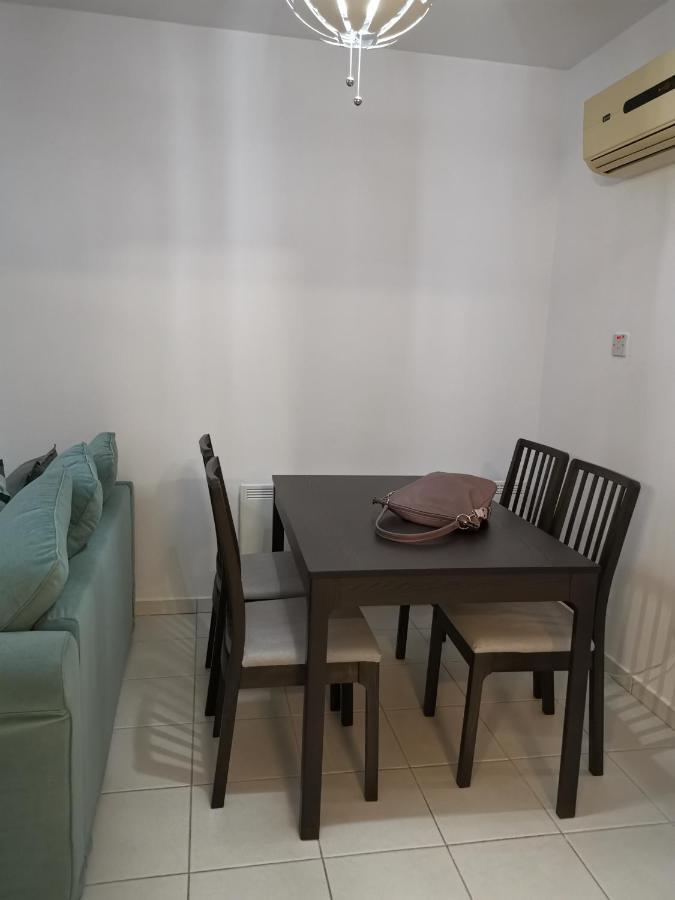 Iris Village, Near Kings Avenue Mall - By Imh Travel & Tours Pafos Zewnętrze zdjęcie