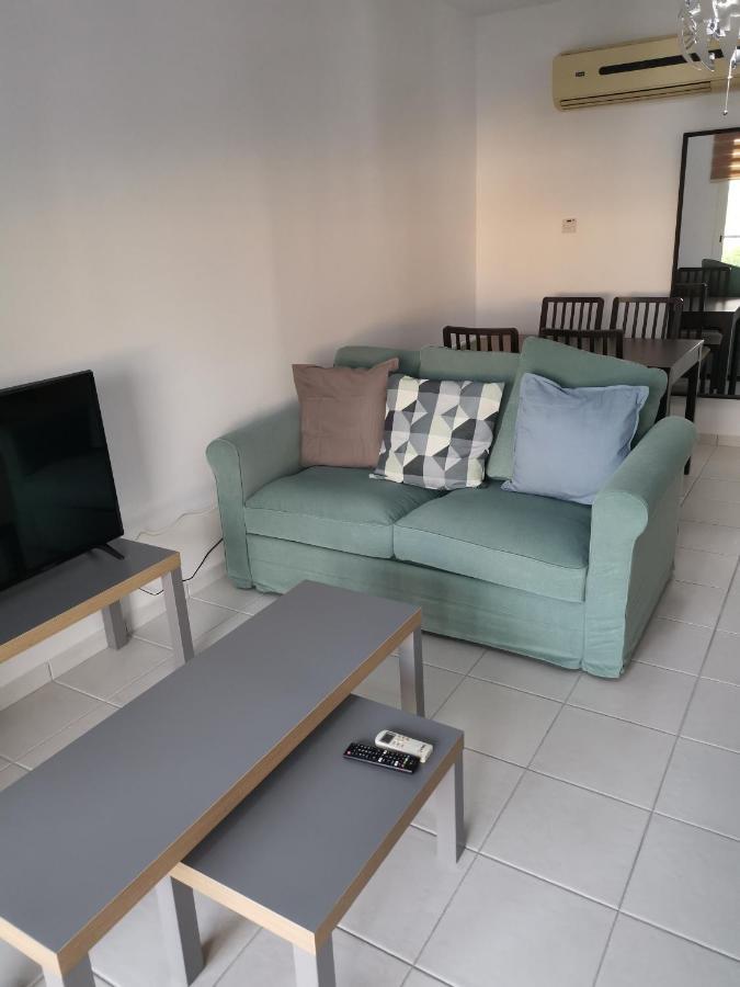 Iris Village, Near Kings Avenue Mall - By Imh Travel & Tours Pafos Zewnętrze zdjęcie