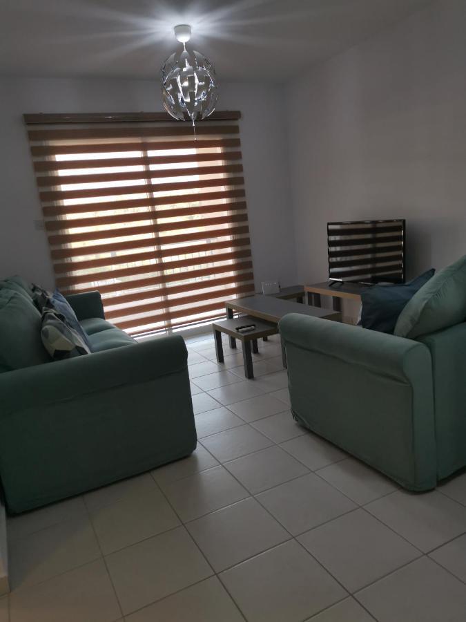 Iris Village, Near Kings Avenue Mall - By Imh Travel & Tours Pafos Zewnętrze zdjęcie